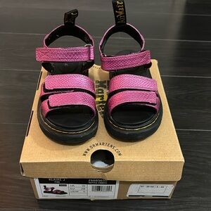 DR. MARTENS SANDALS KLAIRE J PINK REPTILE EMBOSS FUCHSIA